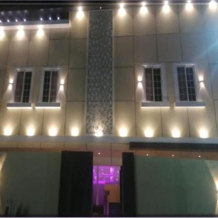 Njood House Aparthotel Riaad Buitenkant foto